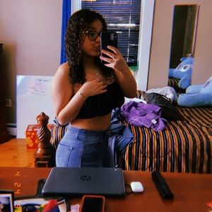 Meet your Posher, Lizbeth